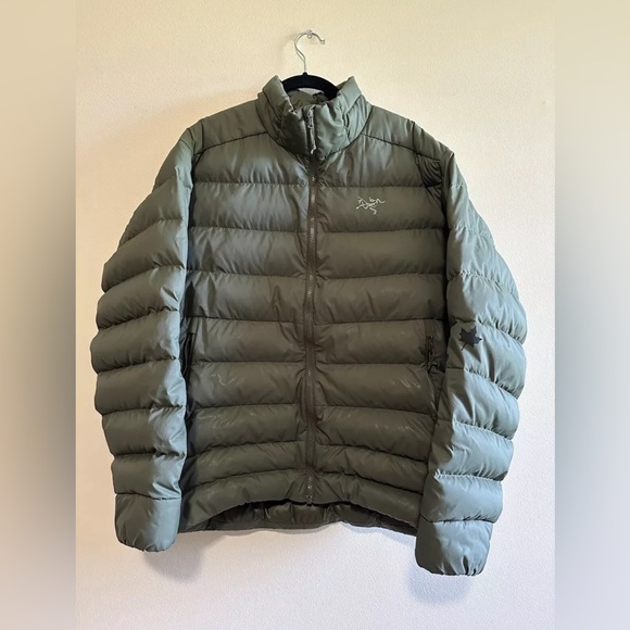 Arcteryx Thorium Down Jacket Men’s Large No Hood - See Photos For Imperfections - Picture 1 of 16